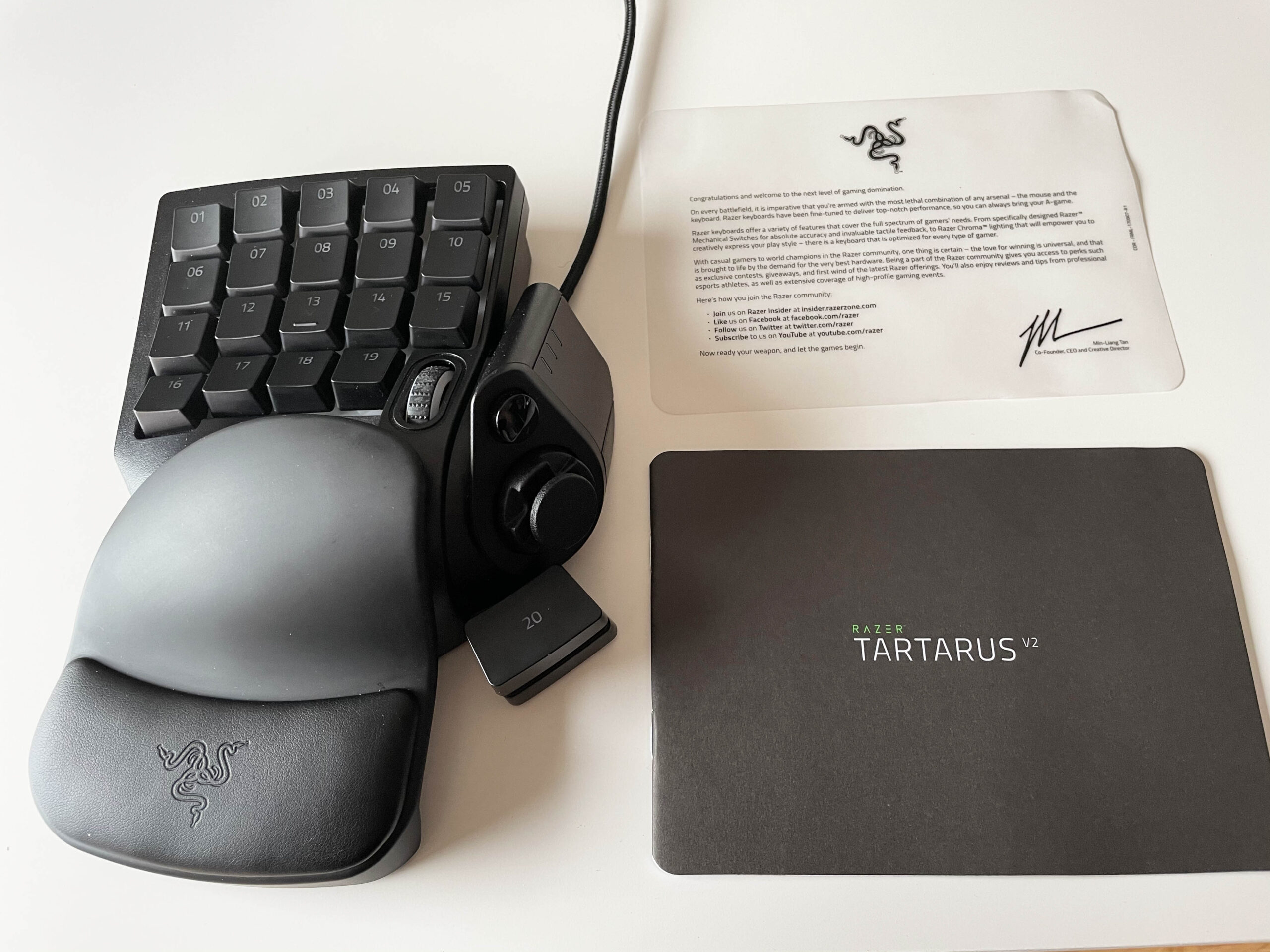 Razer】3DCG制作用にRazer Tartarus V2を購入してみた【左手デバイス 